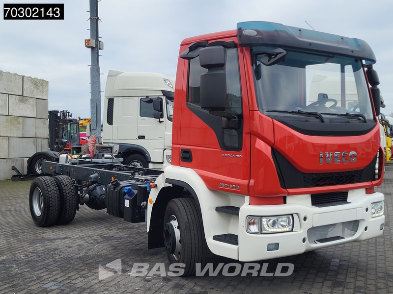 Iveco Eurocargo 180E320 4X2 NEW! 18T chassis 2017 production Euro 6 - Fahrgestell LKW: das Bild 3 Iveco Eurocargo 180E320 4X2 NEW! 18T chassis 2017 production Euro 6 - Fahrgestell LKW: das Bild 3