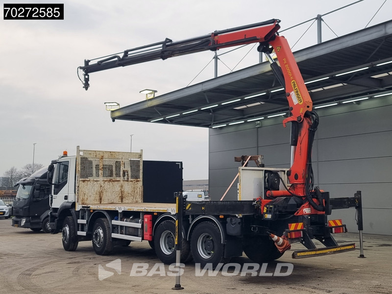 Iveco Trakker 360 8X4 Palfinger PK20001 Kran Retarder Big-Axle Steelsuspension Euro 6 - Pritsche LKW, Autokran: das Bild 2 Iveco Trakker 360 8X4 Palfinger PK20001 Kran Retarder Big-Axle Steelsuspension Euro 6 - Pritsche LKW, Autokran: das Bild 2