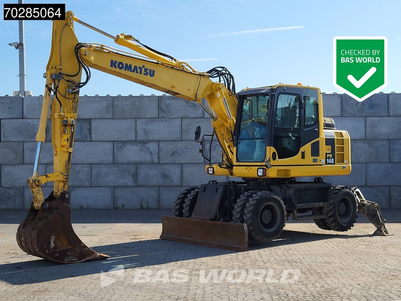 Komatsu PW148 -8 - Mobilbagger: das Bild 1 Komatsu PW148 -8 - Mobilbagger: das Bild 1