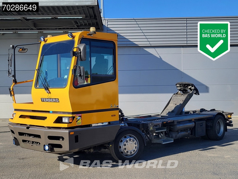 Terberg BC182 4X2 Low hours! Big-Axle Full-Air Drumbrakes Euro 3 - LKW: das Bild 1 Terberg BC182 4X2 Low hours! Big-Axle Full-Air Drumbrakes Euro 3 - LKW: das Bild 1