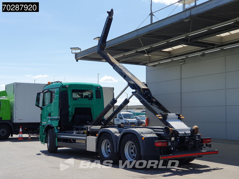 MAN TGS 28.510 6X2 Meiller RS21 65 Hooklift Lift-Axle Automatic Navi Retarder Euro 6 - Abrollkipper: das Bild 2 MAN TGS 28.510 6X2 Meiller RS21 65 Hooklift Lift-Axle Automatic Navi Retarder Euro 6 - Abrollkipper: das Bild 2