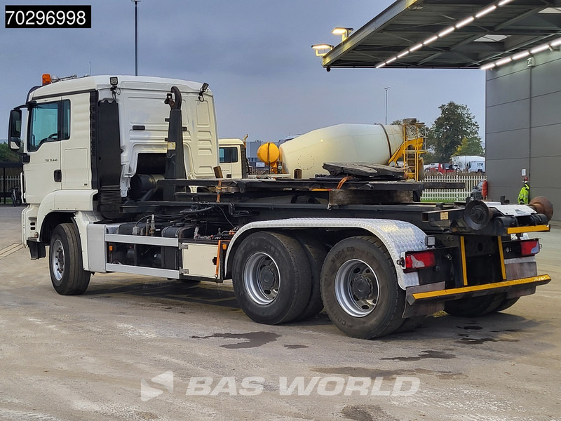 MAN TGS 33.440 6X4 25Ton AJK NHS25-5930 hooklift with 5th wheel Wechselsystem Manual Big-Axle Euro 5 - Abrollkipper: das Bild 2 MAN TGS 33.440 6X4 25Ton AJK NHS25-5930 hooklift with 5th wheel Wechselsystem Manual Big-Axle Euro 5 - Abrollkipper: das Bild 2