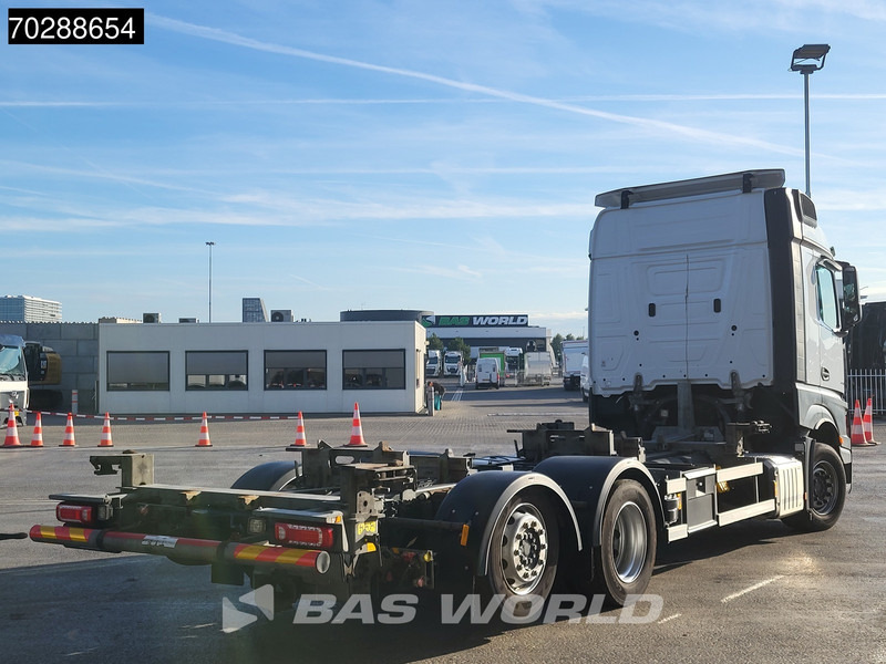 Mercedes-Benz Actros 2545 Actros 6X2 NL-Truck Retarder 2xTanks Lift-Axle ACC Xenon Navi Euro 6 - Containerwagen/ Wechselfahrgestell LKW: das Bild 5 Mercedes-Benz Actros 2545 Actros 6X2 NL-Truck Retarder 2xTanks Lift-Axle ACC Xenon Navi Euro 6 - Containerwagen/ Wechselfahrgestell LKW: das Bild 5