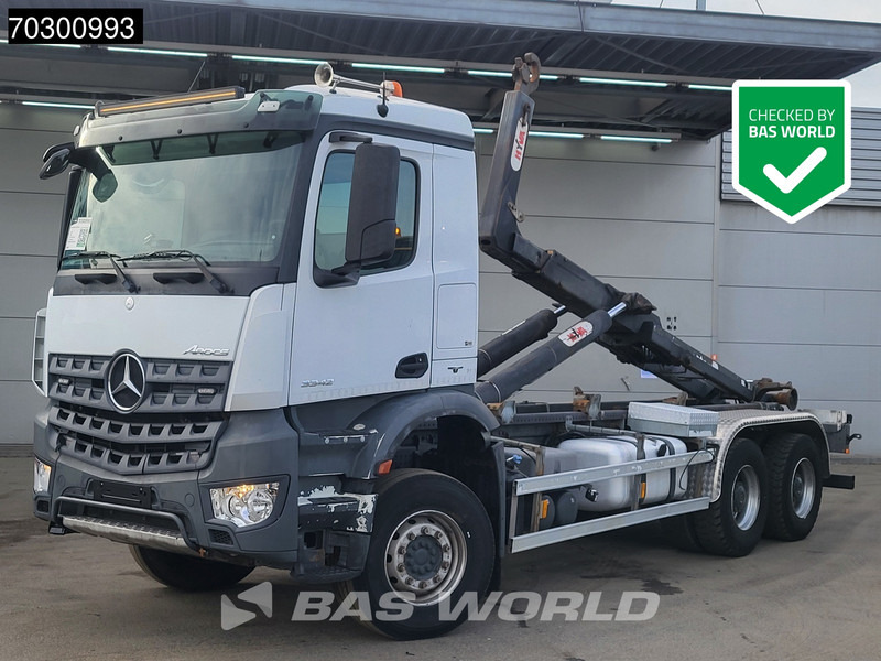 Mercedes-Benz Arocs 3342 6X4 HYVA 26-62-S Hooklift Big-Axle Automatic Euro 6 - Abrollkipper: das Bild 1 Mercedes-Benz Arocs 3342 6X4 HYVA 26-62-S Hooklift Big-Axle Automatic Euro 6 - Abrollkipper: das Bild 1
