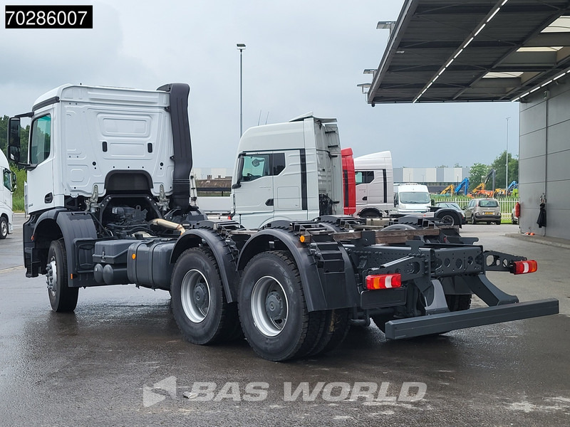 Mercedes-Benz Arocs 3342 6X4 NEW 6x4 chassis Big-Axle Automatic Steel suspension Euro 3 - Fahrgestell LKW: das Bild 2 Mercedes-Benz Arocs 3342 6X4 NEW 6x4 chassis Big-Axle Automatic Steel suspension Euro 3 - Fahrgestell LKW: das Bild 2