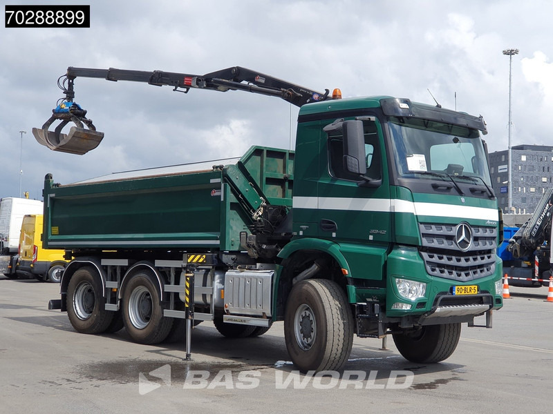 Mercedes-Benz Arocs 3342 Arocs 6X6 NL-Truck HMF 1643 Z-Crane Kran Steering Axle Big-Axle Euro 6 - Kipper, Autokran: das Bild 3 Mercedes-Benz Arocs 3342 Arocs 6X6 NL-Truck HMF 1643 Z-Crane Kran Steering Axle Big-Axle Euro 6 - Kipper, Autokran: das Bild 3