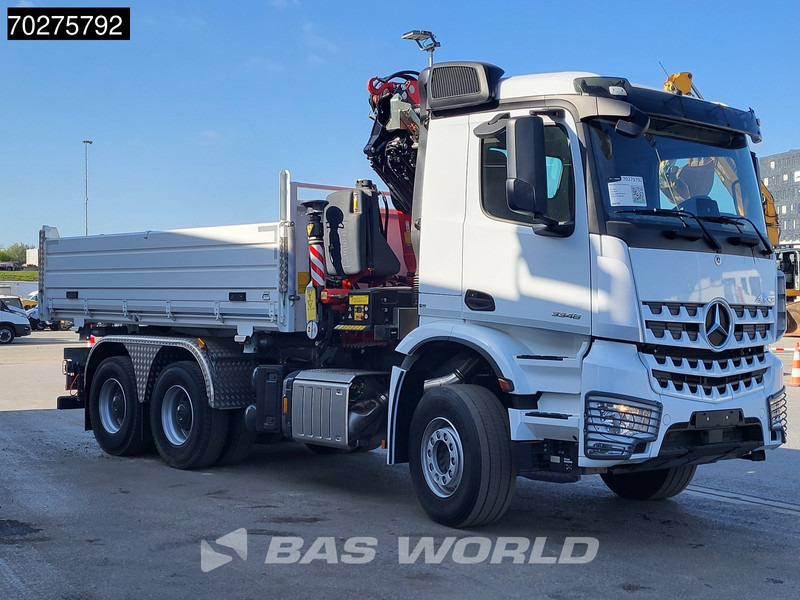 NEU: Kipper, Autokran Mercedes-Benz Arocs 3348 6X4 Fasi F195A.2.24 Kran 3 sided tipper 9m3 Big-Axle Navi Euro 6: das Bild 13