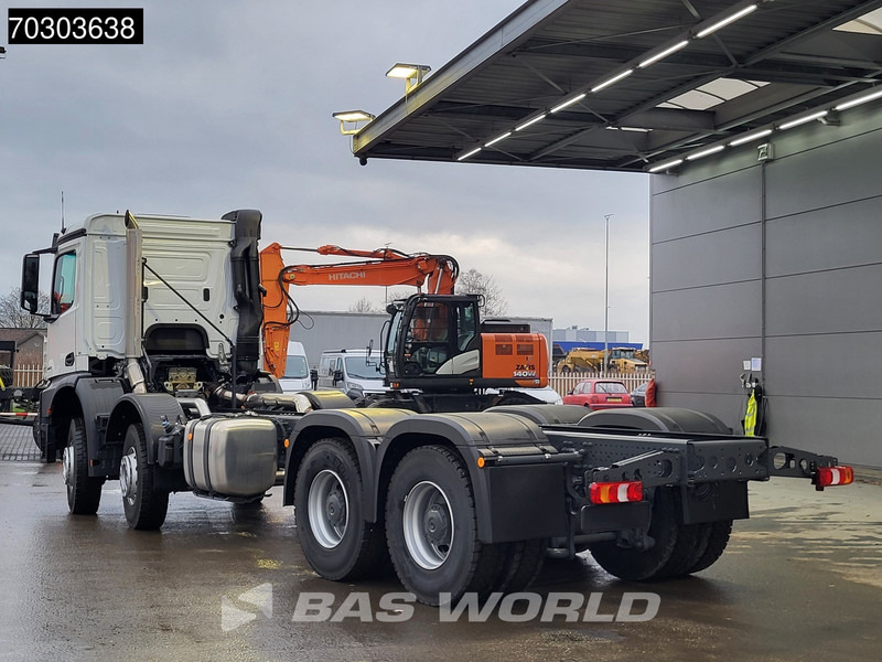 Mercedes-Benz Arocs 4140 8X4 NEW! Chassis Automatic Steelsuspension Euro 5 - Fahrgestell LKW: das Bild 2 Mercedes-Benz Arocs 4140 8X4 NEW! Chassis Automatic Steelsuspension Euro 5 - Fahrgestell LKW: das Bild 2