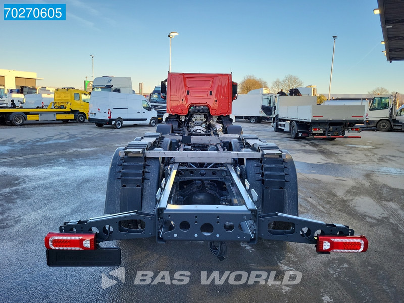 Mercedes-Benz Arocs 4843 8X4 NEW chassis RHD! Steel suspension Automatic Euro 6 - Fahrgestell LKW: das Bild 3 Mercedes-Benz Arocs 4843 8X4 NEW chassis RHD! Steel suspension Automatic Euro 6 - Fahrgestell LKW: das Bild 3