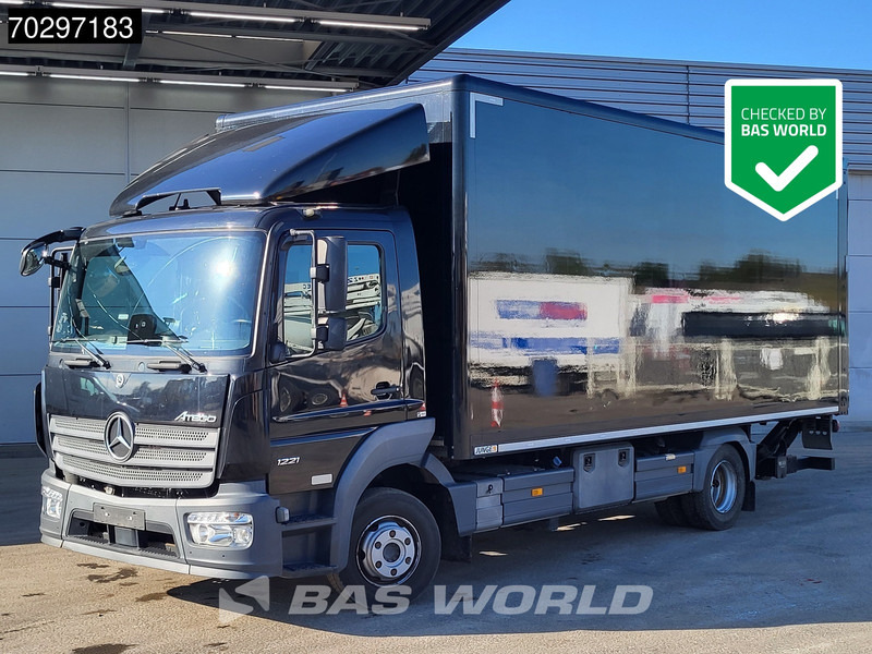 Mercedes-Benz Atego 1221 4X2 Ladebordwand Euro 6 - Koffer LKW: das Bild 1 Mercedes-Benz Atego 1221 4X2 Ladebordwand Euro 6 - Koffer LKW: das Bild 1