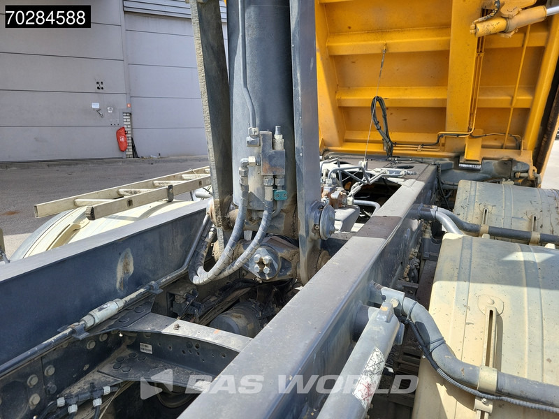Renault Kerax 480 8X4 13m3 Meiller 2-way tipper Retarder Big-Axle Automatic Euro 5 - Leasing Renault Kerax 480 8X4 13m3 Meiller 2-way tipper Retarder Big-Axle Automatic Euro 5: das Bild 6
