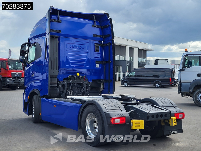 Iveco S-Way 530 4X2 Retarder Standklima ACC Navi Alcoa's - Sattelzugmaschine: das Bild 2 Iveco S-Way 530 4X2 Retarder Standklima ACC Navi Alcoa's - Sattelzugmaschine: das Bild 2
