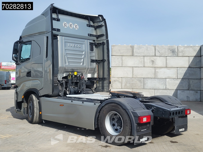 Iveco S-Way 530 4X2 Retarder Standklima LED Navi - Sattelzugmaschine: das Bild 2 Iveco S-Way 530 4X2 Retarder Standklima LED Navi - Sattelzugmaschine: das Bild 2