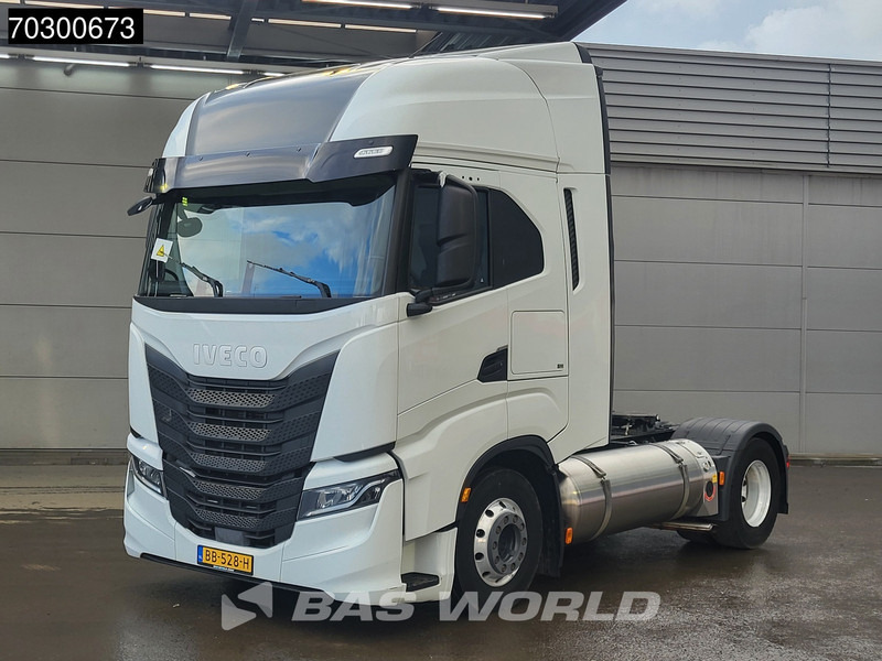 Iveco S-Way NP 460 4X2 LNG! Retarder Standairco 2xTanks Navi LED Euro 6 - Sattelzugmaschine: das Bild 2 Iveco S-Way NP 460 4X2 LNG! Retarder Standairco 2xTanks Navi LED Euro 6 - Sattelzugmaschine: das Bild 2