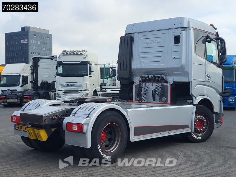 Iveco X-Way 570 820 4X2 NL Show Truck! Hydraulik ACC Standklima Navi Alcoa's - Sattelzugmaschine: das Bild 5 Iveco X-Way 570 820 4X2 NL Show Truck! Hydraulik ACC Standklima Navi Alcoa's - Sattelzugmaschine: das Bild 5