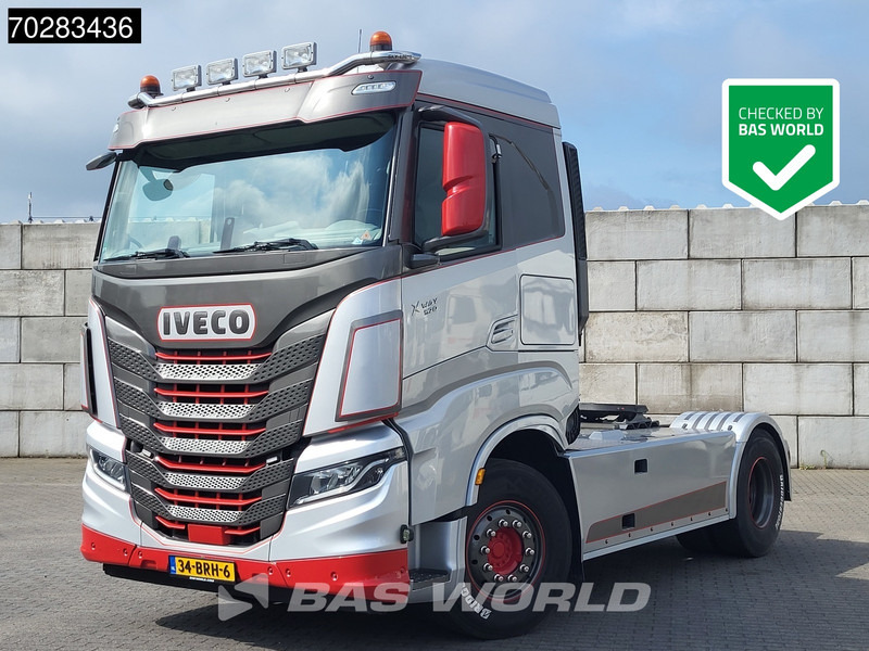Iveco X-Way 570 820 4X2 NL Show Truck! Hydraulik ACC Standklima Navi Alcoa's - Sattelzugmaschine: das Bild 1 Iveco X-Way 570 820 4X2 NL Show Truck! Hydraulik ACC Standklima Navi Alcoa's - Sattelzugmaschine: das Bild 1