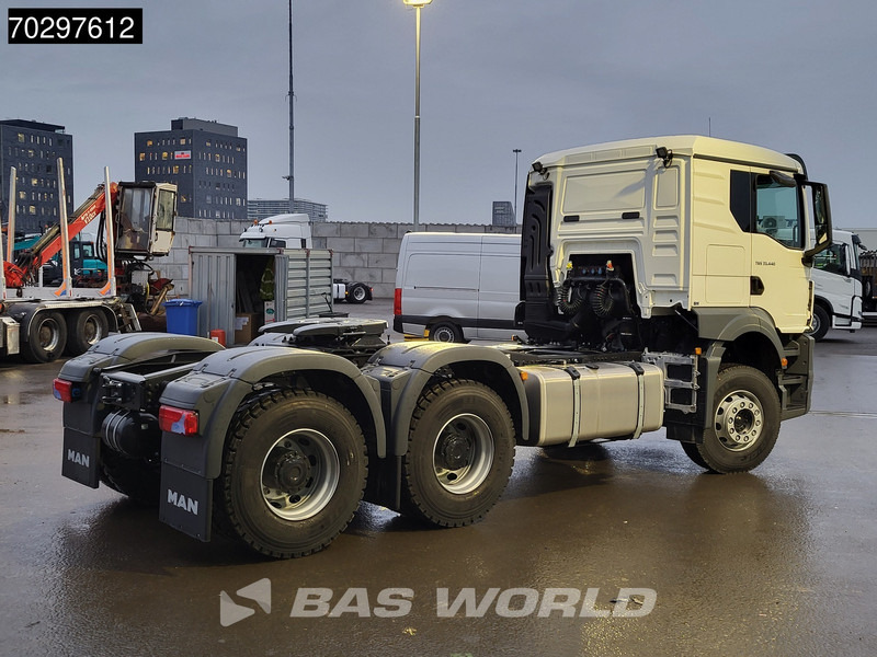 MAN TGS 33.440 6X4 NEW! TN Manual Full-Steel Big-Axle Drumbrakes Euro 2 - Sattelzugmaschine: das Bild 5 MAN TGS 33.440 6X4 NEW! TN Manual Full-Steel Big-Axle Drumbrakes Euro 2 - Sattelzugmaschine: das Bild 5