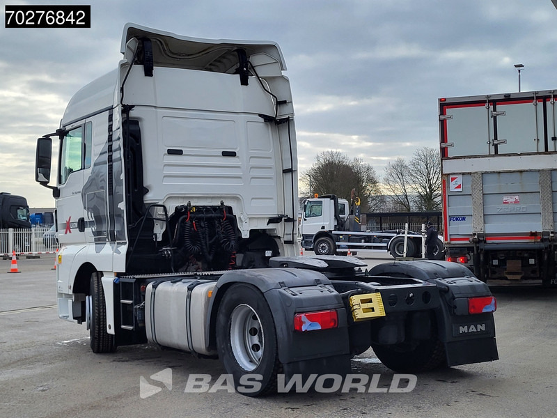 MAN TGX 18.460 4X2 XLX 2x Tanks - Sattelzugmaschine: das Bild 2 MAN TGX 18.460 4X2 XLX 2x Tanks - Sattelzugmaschine: das Bild 2
