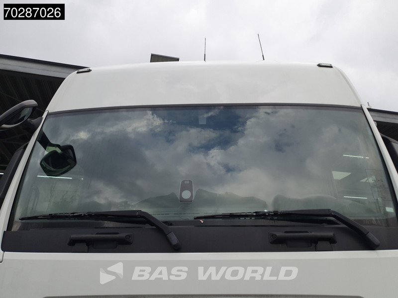 Sattelzugmaschine MAN TGX 18.470 4X2 GX Retarder Mega ACC Euro 6: das Bild 7