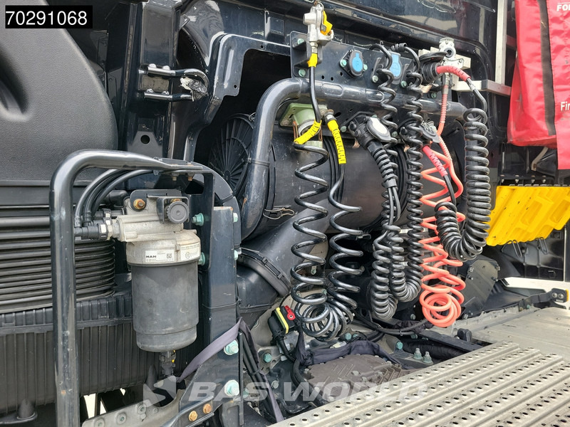 Sattelzugmaschine MAN TGX 26.470 6X2 GX Liftachse ADR Standklima Euro 6: das Bild 6