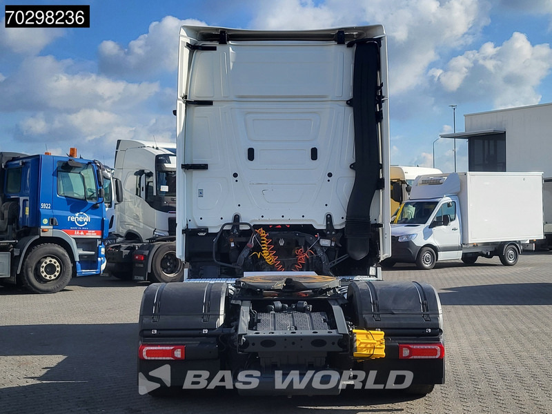 Mercedes-Benz Actros 1845 4X2 Mega Retarder 2xTanks ACC Standklima Euro 6 - Sattelzugmaschine: das Bild 3 Mercedes-Benz Actros 1845 4X2 Mega Retarder 2xTanks ACC Standklima Euro 6 - Sattelzugmaschine: das Bild 3