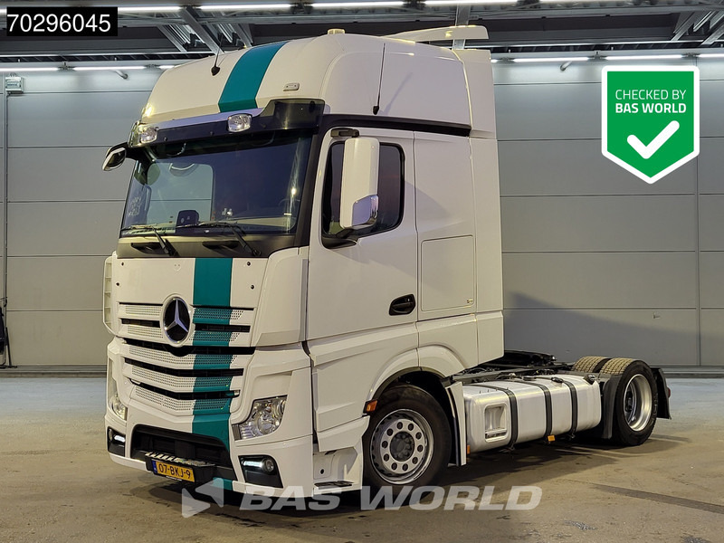 Mercedes-Benz Actros 1845 Actros 4X2 GigaSpace NL-Truck Mega 2xTanks Standklima ACC Euro 6 - Sattelzugmaschine: das Bild 1 Mercedes-Benz Actros 1845 Actros 4X2 GigaSpace NL-Truck Mega 2xTanks Standklima ACC Euro 6 - Sattelzugmaschine: das Bild 1