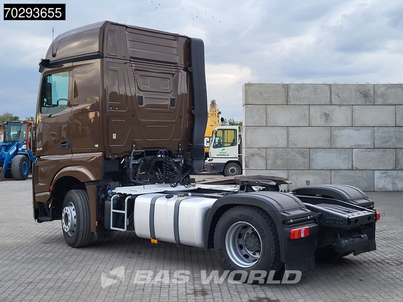 Mercedes-Benz Actros 1848 4X2 BigSpace Retarder 2x Tanks ACC Standklima MirrorCam Euro 6 - Sattelzugmaschine: das Bild 2 Mercedes-Benz Actros 1848 4X2 BigSpace Retarder 2x Tanks ACC Standklima MirrorCam Euro 6 - Sattelzugmaschine: das Bild 2
