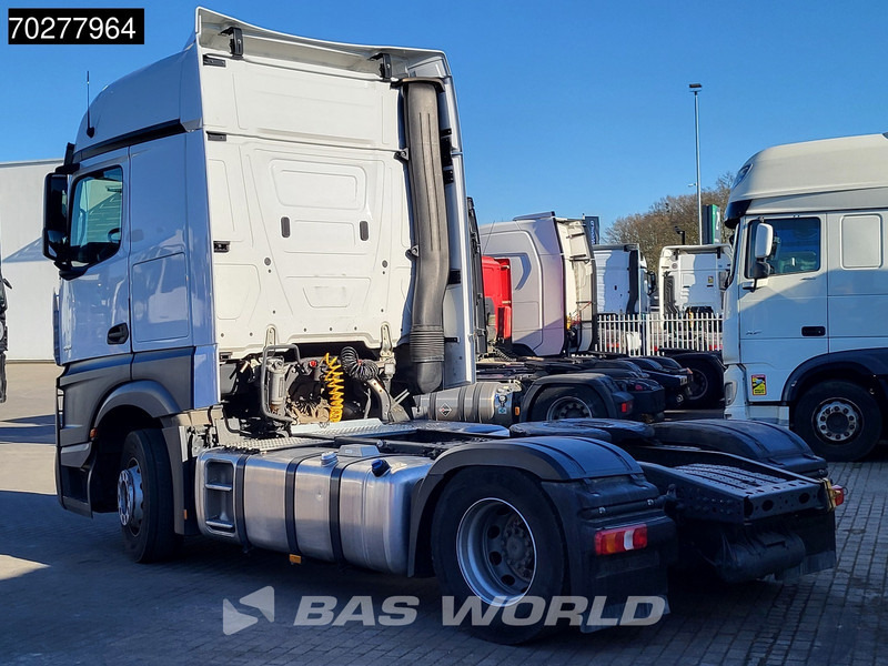 Mercedes-Benz Actros 1851 Actros 4X2 BigSpace 2x Tanks - Sattelzugmaschine: das Bild 2 Mercedes-Benz Actros 1851 Actros 4X2 BigSpace 2x Tanks - Sattelzugmaschine: das Bild 2