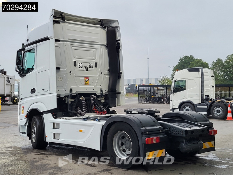 Mercedes-Benz Actros 1851 Actros 4X2 BigSpace Retarder ACC Euro 6 - Sattelzugmaschine: das Bild 2 Mercedes-Benz Actros 1851 Actros 4X2 BigSpace Retarder ACC Euro 6 - Sattelzugmaschine: das Bild 2