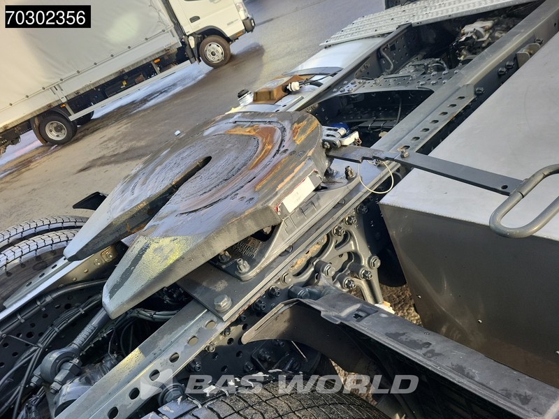 Sattelzugmaschine Mercedes-Benz Actros 1942 4X2 NL-Truck GigaSpace Euro6: das Bild 13