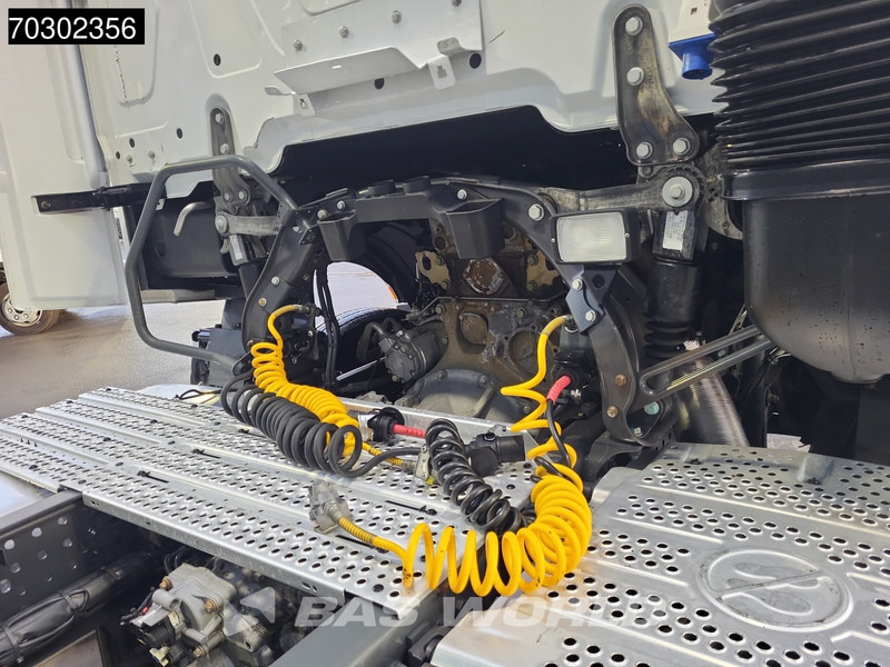 Sattelzugmaschine Mercedes-Benz Actros 1942 4X2 NL-Truck GigaSpace Euro6: das Bild 6