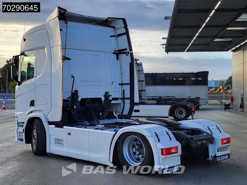 Scania R450 4X2 Mega Retarder 2x Tanks LED Standklima Euro 6 - Sattelzugmaschine: das Bild 2 Scania R450 4X2 Mega Retarder 2x Tanks LED Standklima Euro 6 - Sattelzugmaschine: das Bild 2