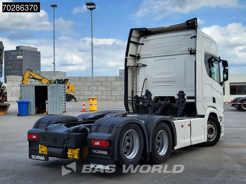 Scania R450 R 6X2 Full-Air Liftachse Standklima Navi LED Euro 6 - Sattelzugmaschine: das Bild 5 Scania R450 R 6X2 Full-Air Liftachse Standklima Navi LED Euro 6 - Sattelzugmaschine: das Bild 5