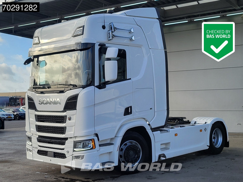 Scania R520 4X2 Low Mileage! Retarder Leder ACC Navi LED Euro 6 - Sattelzugmaschine: das Bild 1 Scania R520 4X2 Low Mileage! Retarder Leder ACC Navi LED Euro 6 - Sattelzugmaschine: das Bild 1