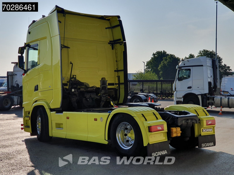 Scania S580 4X2 Retarder 2x Tanks Standklima Navi Alcoa - Sattelzugmaschine: das Bild 2 Scania S580 4X2 Retarder 2x Tanks Standklima Navi Alcoa - Sattelzugmaschine: das Bild 2