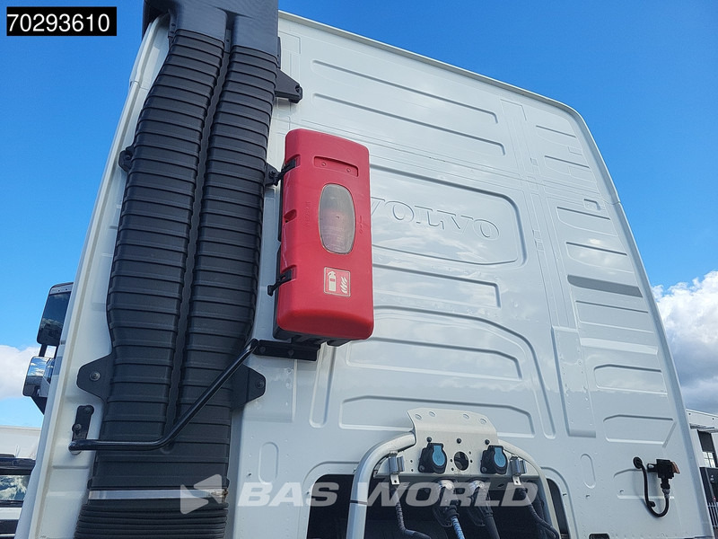 Volvo FH 420 FH 4X2 ACC Standklima ADR Euro 6 - Sattelzugmaschine: das Bild 5 Volvo FH 420 FH 4X2 ACC Standklima ADR Euro 6 - Sattelzugmaschine: das Bild 5