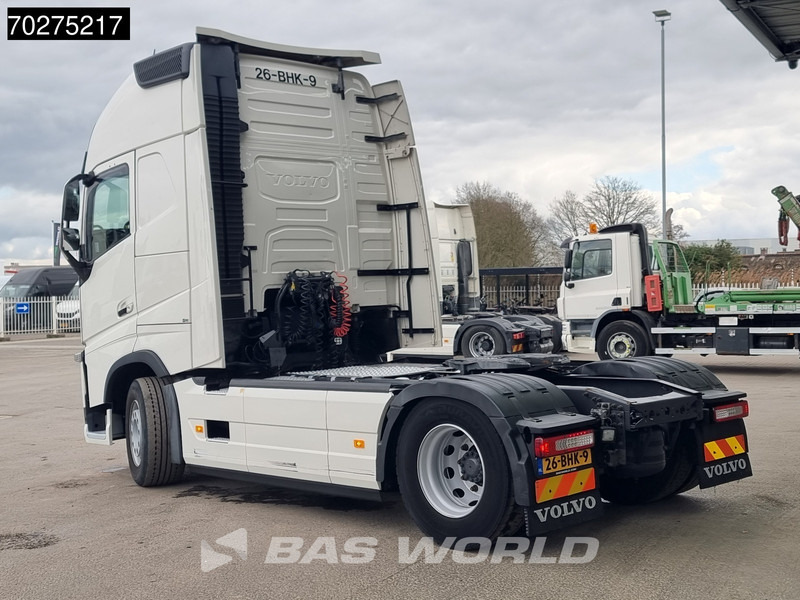 Volvo FH 460 FH 4X2 XL I-park cool 2X Tanks - Sattelzugmaschine: das Bild 2 Volvo FH 460 FH 4X2 XL I-park cool 2X Tanks - Sattelzugmaschine: das Bild 2