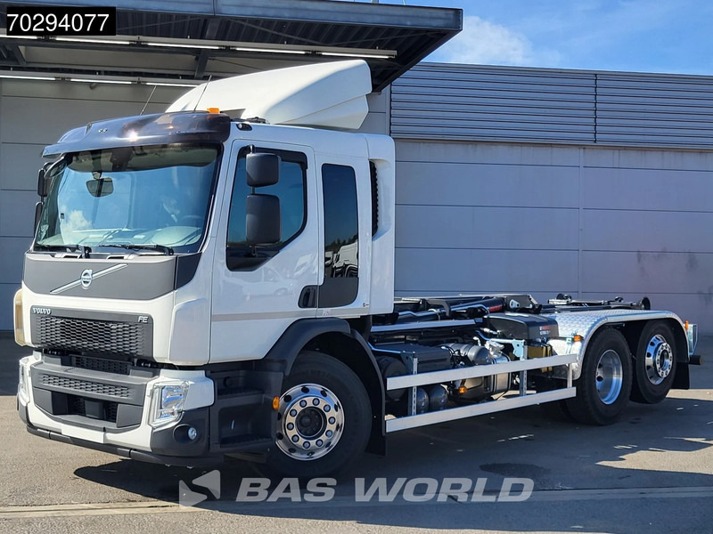 Volvo FE 320 6X2 NEW HIAB 21Tons Abrollkipper Lift+Lenkachse Automatic Euro 6 - Abrollkipper: das Bild 3 Volvo FE 320 6X2 NEW HIAB 21Tons Abrollkipper Lift+Lenkachse Automatic Euro 6 - Abrollkipper: das Bild 3