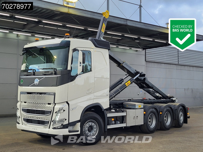 Volvo FH 540 8X4 NEW! HYVA 30-62 Heavy-Duty Lift-Steering Axle Retarder Euro 6 - Abrollkipper: das Bild 1 Volvo FH 540 8X4 NEW! HYVA 30-62 Heavy-Duty Lift-Steering Axle Retarder Euro 6 - Abrollkipper: das Bild 1