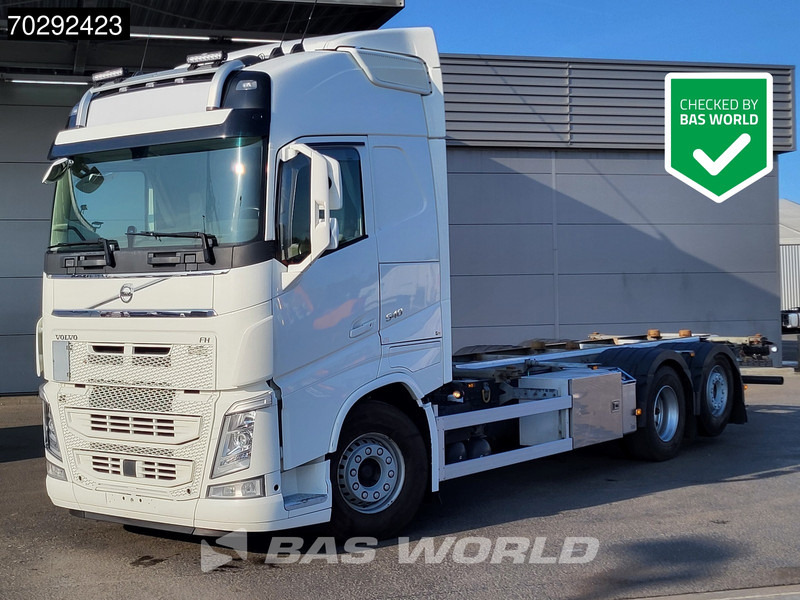 Volvo FH 540 FH 6X2 Retarder Lift-Axle ACC Xenon Euro 6 - Containerwagen/ Wechselfahrgestell LKW: das Bild 1 Volvo FH 540 FH 6X2 Retarder Lift-Axle ACC Xenon Euro 6 - Containerwagen/ Wechselfahrgestell LKW: das Bild 1