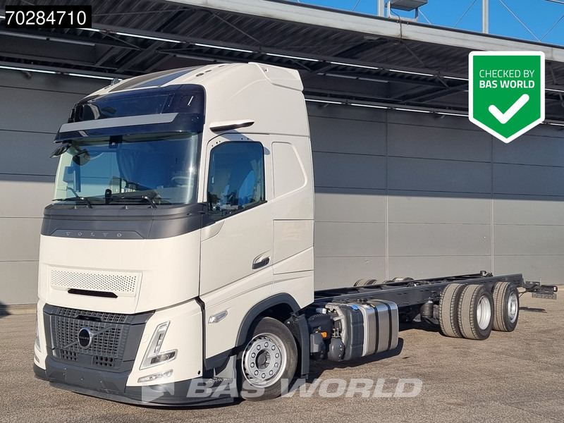 Volvo FH 62 R AERO 6X2 NEW Horsetruck chassis Lift+Lenkachse Dynamic Steering Mirror cam Euro 6 - Fahrgestell LKW: das Bild 1 Volvo FH 62 R AERO 6X2 NEW Horsetruck chassis Lift+Lenkachse Dynamic Steering Mirror cam Euro 6 - Fahrgestell LKW: das Bild 1