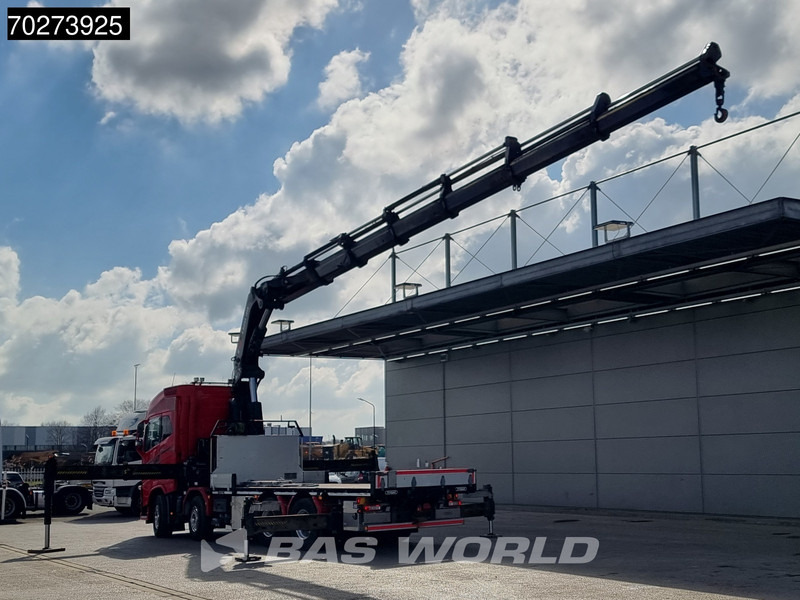 Volvo FH16 650 8X4 Hiab X-HIPRO 1058EP-6 Kran Crane ADR Lift+Lenkachse Euro 6 - Pritsche LKW, Autokran: das Bild 3 Volvo FH16 650 8X4 Hiab X-HIPRO 1058EP-6 Kran Crane ADR Lift+Lenkachse Euro 6 - Pritsche LKW, Autokran: das Bild 3