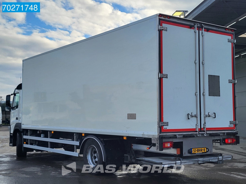Volvo FM 330 4X2 NL-Truck Carrier Supra 850 Silent Ladebordwand Euro 6 - Kühlkoffer LKW: das Bild 2 Volvo FM 330 4X2 NL-Truck Carrier Supra 850 Silent Ladebordwand Euro 6 - Kühlkoffer LKW: das Bild 2
