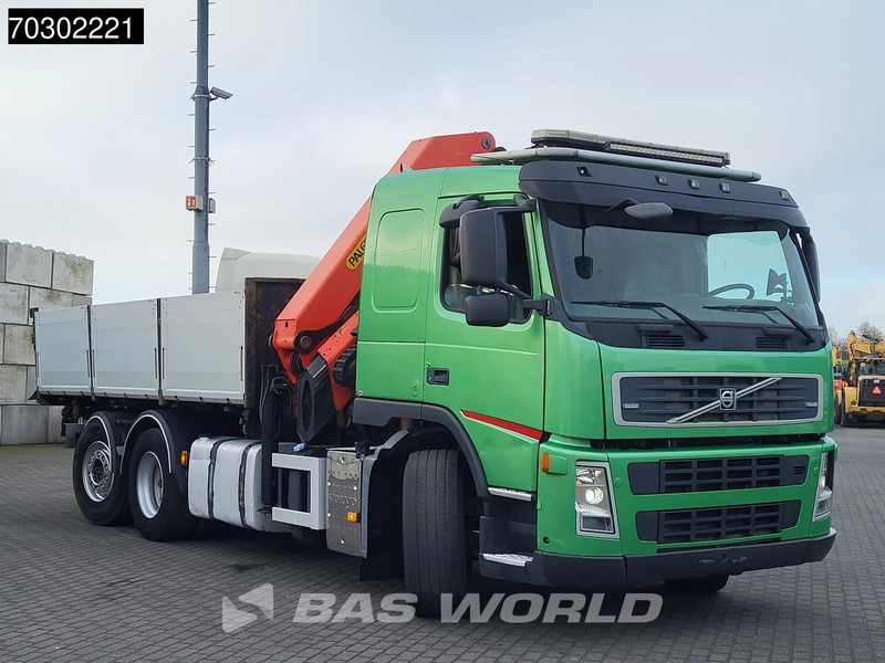 Volvo FM 340 FM 6X2 Palfinger PK23002 Crane 10m3 3-way tipper Lift+steering axle Euro 5 - Kipper, Autokran: das Bild 3 Volvo FM 340 FM 6X2 Palfinger PK23002 Crane 10m3 3-way tipper Lift+steering axle Euro 5 - Kipper, Autokran: das Bild 3