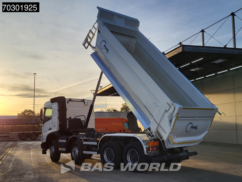 Volvo FMX 500 8X4 NEW! 18m3 tipper Steelsuspension Big-Axle Automatic Euro 6 - Kipper: das Bild 2 Volvo FMX 500 8X4 NEW! 18m3 tipper Steelsuspension Big-Axle Automatic Euro 6 - Kipper: das Bild 2