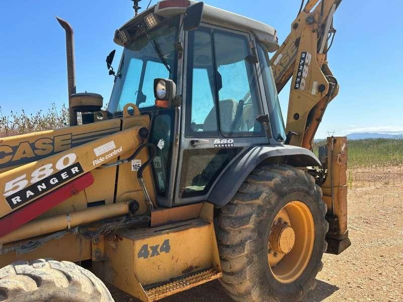 Case 580 SLE - Baggerlader: das Bild 4 Case 580 SLE - Baggerlader: das Bild 4
