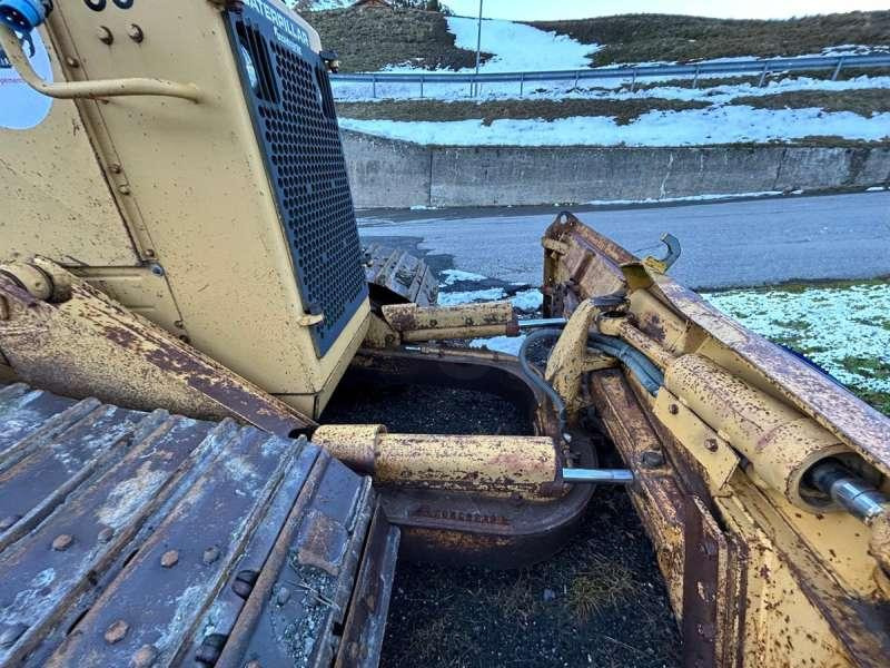Bulldozer Caterpillar D4H LGP: das Bild 48