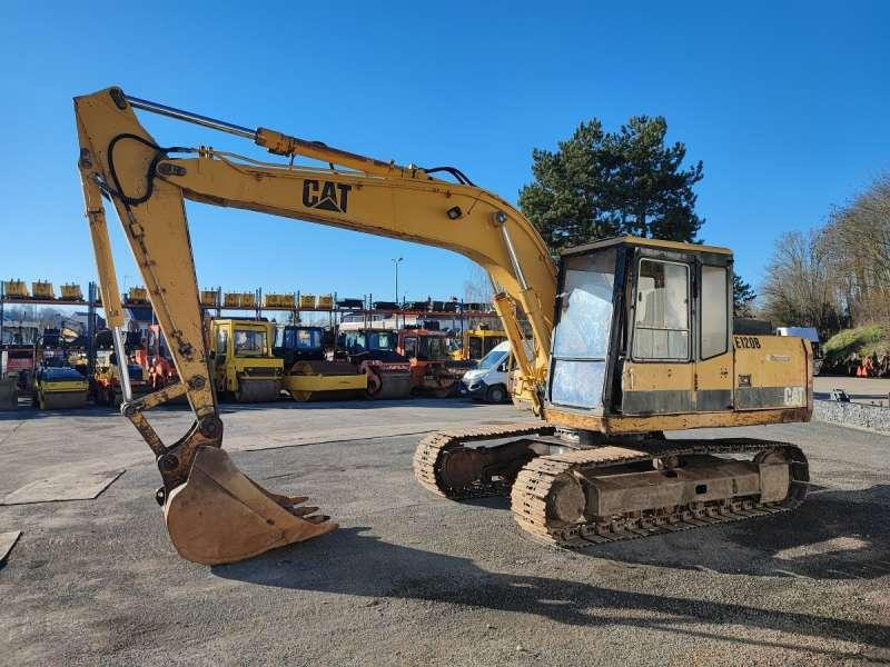 Caterpillar E120B - Kettenbagger: das Bild 3 Caterpillar E120B - Kettenbagger: das Bild 3