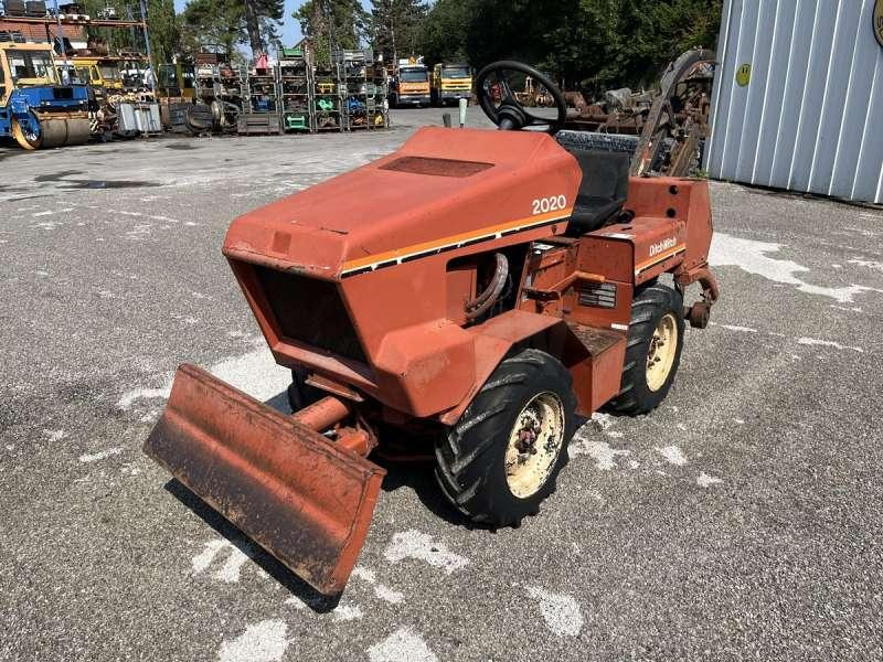 DITCH WITCH 2020K - Grabenbagger/ Grabenfräse: das Bild 2 DITCH WITCH 2020K - Grabenbagger/ Grabenfräse: das Bild 2