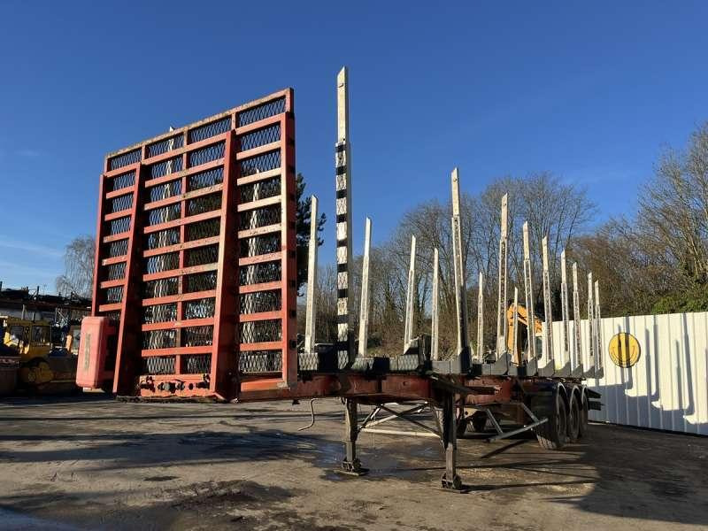 Fruehauf GRUMIERE 3 ESSIEUX - Holzauflieger: das Bild 2 Fruehauf GRUMIERE 3 ESSIEUX - Holzauflieger: das Bild 2